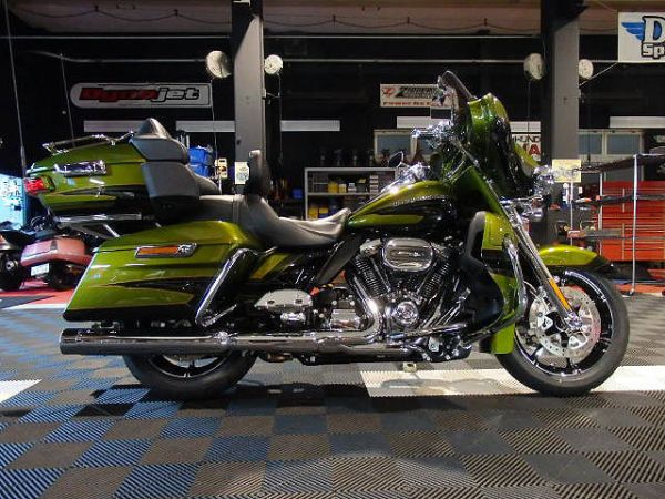 2017y FLHTKSE CVO Limited