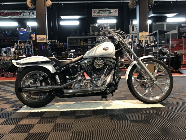 2005y FXST