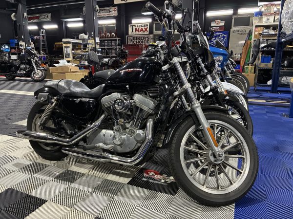 2005y XL883L カスタム＆チューンナップのご依頼を頂きました。