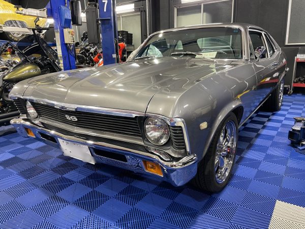 1972 Nova オールペイント実施中。