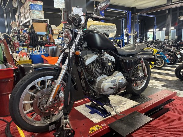2005y XL1200R カスタム進行中です。