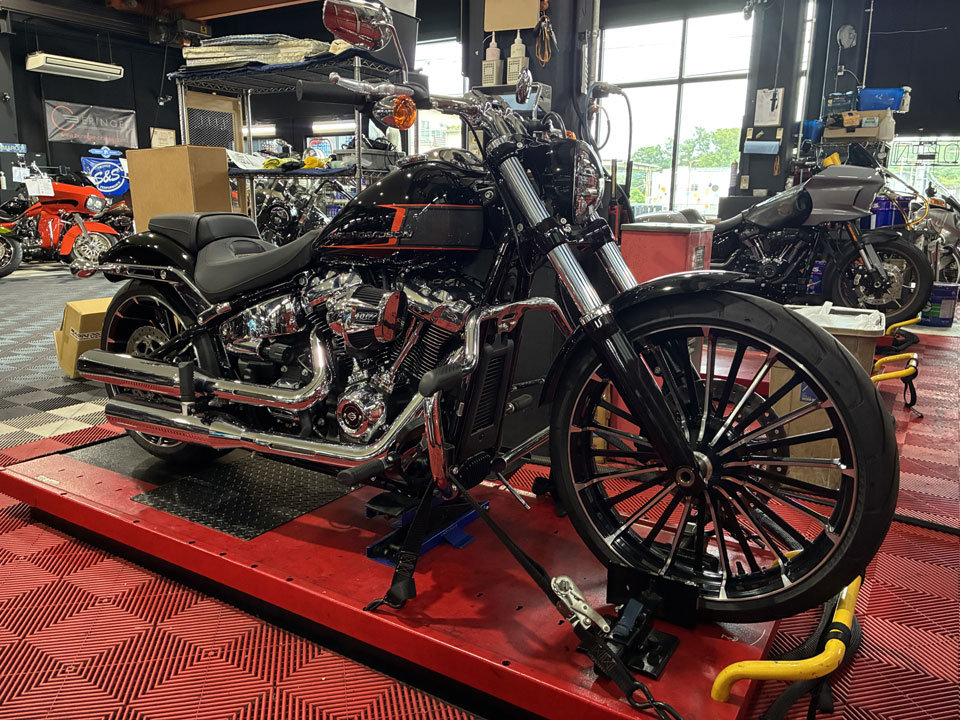 2024y FXBR 納車準備を開始しました。